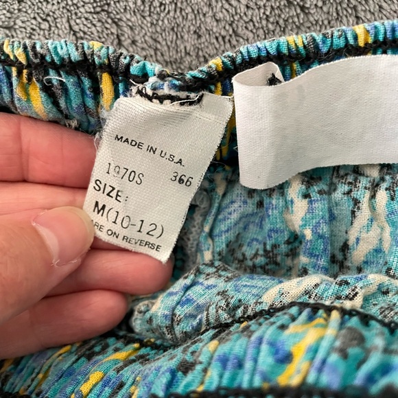 SOLD on Depop - Loco Lobo Super Stretchy Casual Jogger Pants - Picture 6 of 6